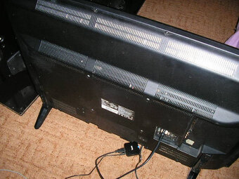 Predam LED televizor - 2