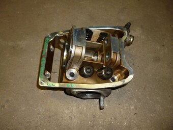 Piaggio Beverly 500. Hlava. Rok 2004 - 2