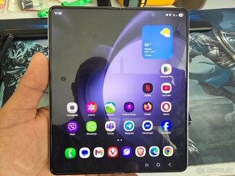 Samsung galaxy Z Fold 5 zlava 900e - 2