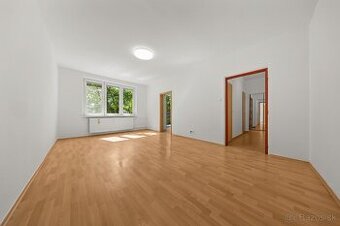 RK4- na predaj 2,5 iz. byt- balkón a loggia, Štrkovec, IHNEĎ - 2