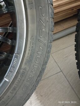Predám pneu Nokian Tyres 20" - 2