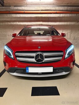 Mercedes-Benz GLA - 2