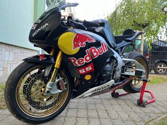 Predám okruhovku 2014 Honda CBR1000RR SP - 2
