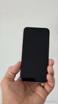 Predám iphone 11-Pro - 2