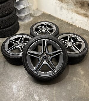 Zimná sada Mercedes Benz CLS C257 AMG 5x112 R19 , 245/40/19 - 2