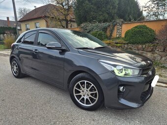 KIA RIO 2019 1.4 AT. 35.442km - 2