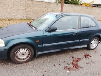 Honda Civic 6 g - 2