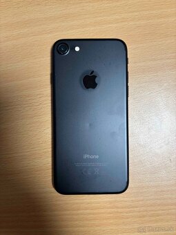 Apple iPhone 7 - 128GB - 84% kapacita batérie - 2