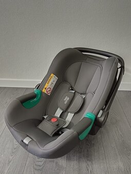 Detska autosedacka - vajicko - 2