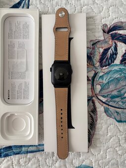 Apple Watch SE 3 2025 - 2