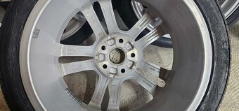 Elektróny audi r18 - 2