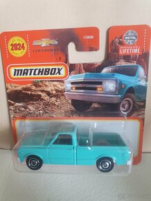 Matchbox  Chevy C 10 - 2