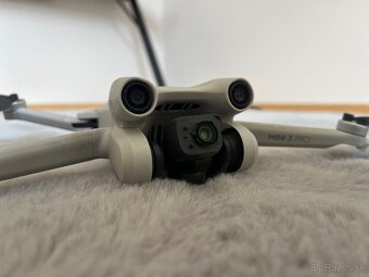 Dron DJI Mini 3 Pro - 2