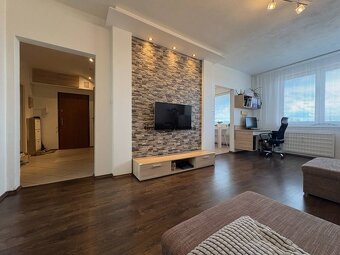 Na predaj: 3 izb.byt + BALKON, ŠPAJZA, KUMBAL, 2x PIVNICA - 2
