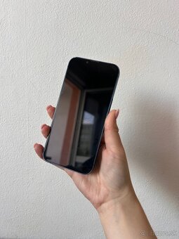 Apple iPhone 13 256GB - 2