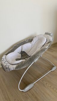 Predám hojdačku Ingenuity Automatic Bouncer - 2