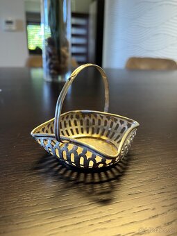 Starožitný strieborný košík - 2