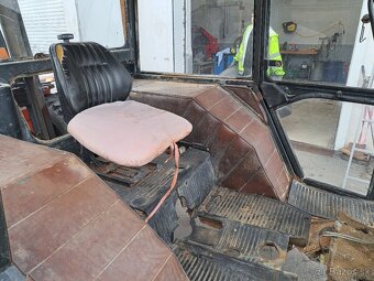 Kabina zetor 7711. 7745. - 2