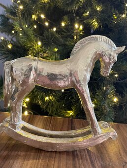 vianoce - hupaci konik 20x20cm - 2