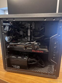 I5 11400F, 6700XT, 16GB DDR4 - 2