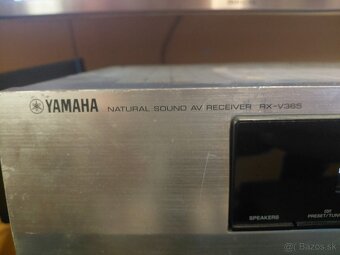 Yamaha RX-V365 - 2