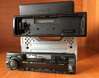 zachovale SONY XR-C5110R - - 2