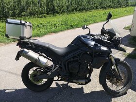 Rozpredám Triumph Tiger 800 XC ,  s TP. - 2