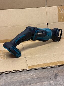 AKU chvostova píla Makita - 2