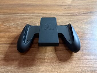 Originál Joy-Con Grip na Nintendo Switch - 2