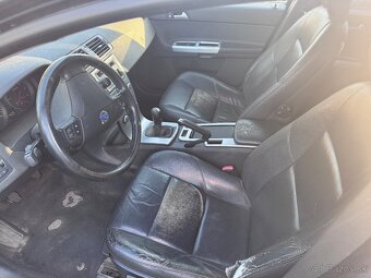 Volvo V50 - 2