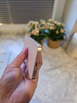 Samsung S25 256GB - 2
