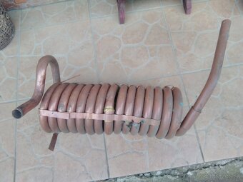 Medeny snek-had na chladic palenice - 2