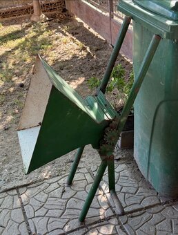 Mlyncek na hrozno - 2