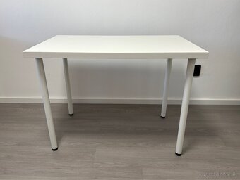 biely stôl IKEA - 2