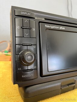 Audi RNS D 2DIN - 2