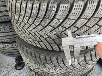 Zimne barum 225/50 r17 dot25 8mm - 2