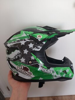 Predám helmu na motorku je ako nová. - 2