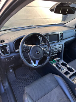 KIA Sportage 2.0 CRDi HP 4WD 185k AT Platinum - 2