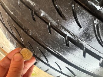 Letné pneumatiky 235/45 R18 - 2