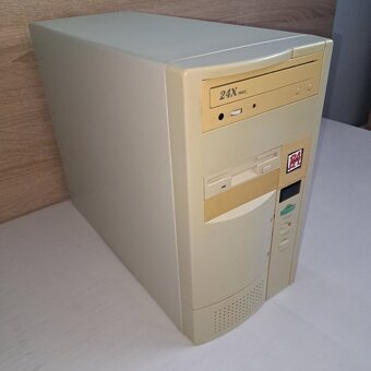 stary pocitac pentium mmx 166 - 2