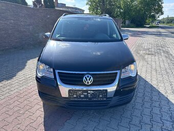 Volkswagen Touran 1.9 TDI DSG - 2