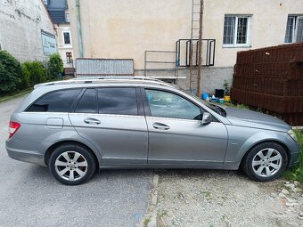 Mercedes C220 CDI Combi (Zadretý motor) - 2