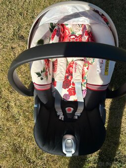 Cybex autosedačka Spring blossom - 2