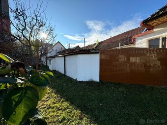 NA PREDAJ: ROVINATÝ STAVEBNÝ POZEMOK - LAZANY - 2