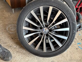 Predam kompletnú letnú sadu R18 Mercedes W447,W639 - 2