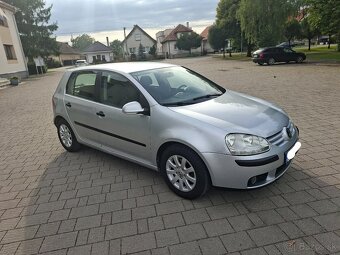 Volkswagen Golf 5 1.4 59kw benzín - 2