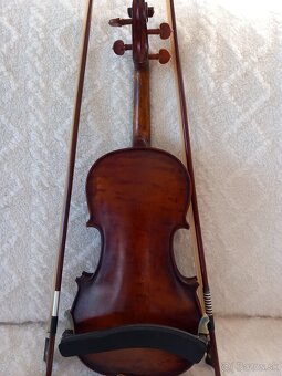 Predám ,staré husle s vybavou,4/4 - 2