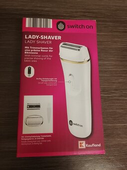 Dámsky holiaci strojček - 2