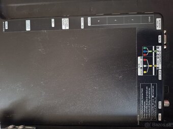 LED televízor Samsung, 40" (102cm) - 2