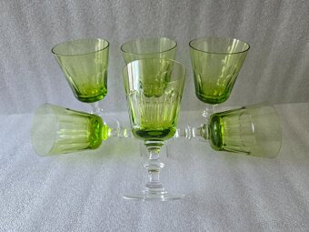 Poháre zelené. - 2